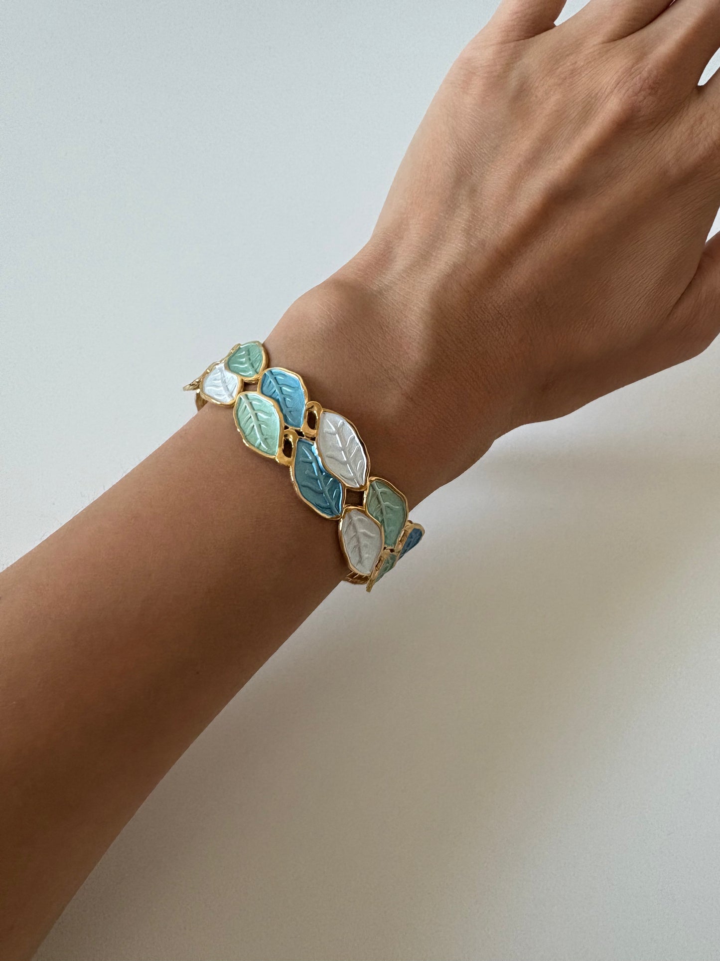 Enamel bracelet