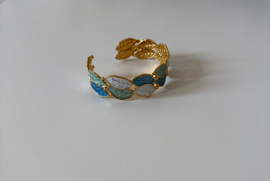 Enamel bracelet