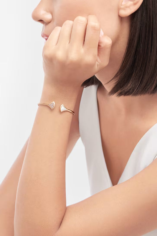 Enamel bracelet